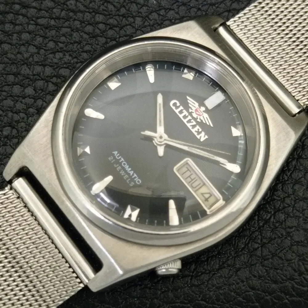 Vintage 1978 Citizen Automatic Mens Silver Watch W/daydate & Black accents